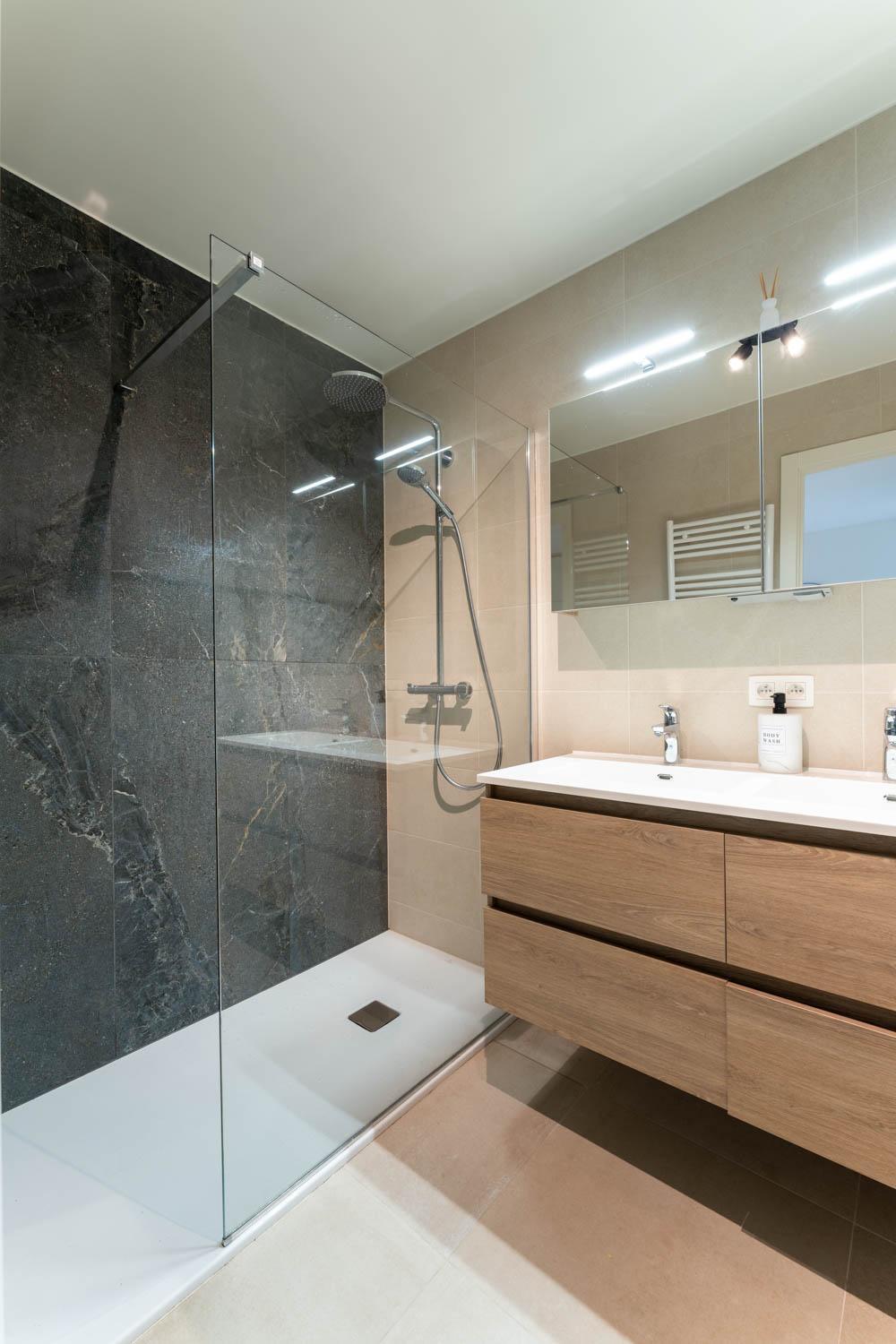 Apartamento Met Zeezicht - The Waves - Odette Aan Zee *